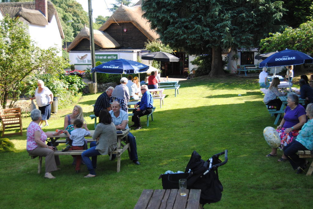 The Trout Inn Tiverton  Exterior foto